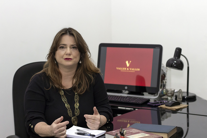 Jacqueline Valles, jurista e conselheira do IBCCRIM 