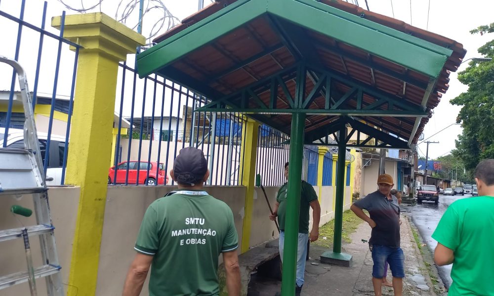 Paradas de ônibus são revitalizadas na zona Leste pela Prefeitura de Manaus / Foto – Divulgação / IMMU