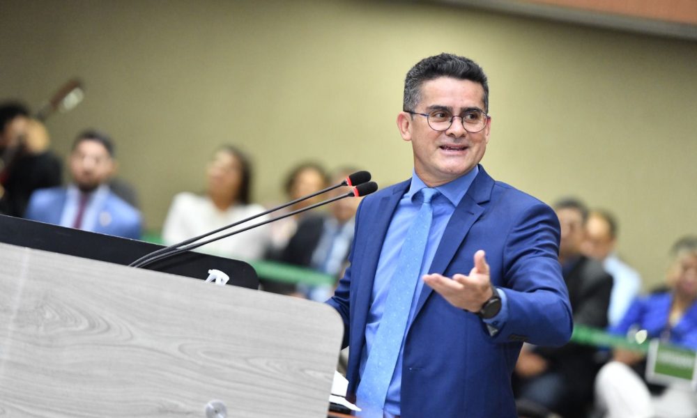 Pesquisa Projeta: David Almeida segue na liderança, com gestão aprovada por 72%