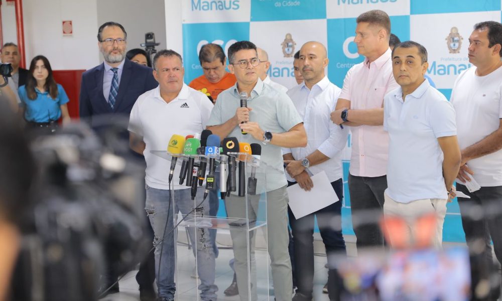 Após seis anos sem reajuste, Prefeitura de Manaus anuncia novo valor da tarifa do ônibus e garante aumento salarial aos trabalhadores do setor