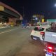 Vídeo: Container desaba de cima de viaduto em Manaus