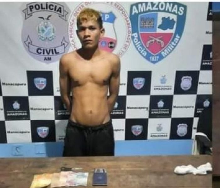 Agressor da criança já esteve preso algum tempo atrás na DIP de Manacapuru com porções de drogas, dinheiro e balança de precisão / Foto : Divulgação