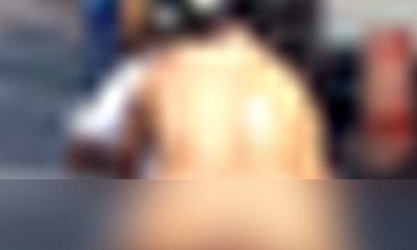 Vídeo +18: Mulher é flagrada andando de moto peladona em Manaus