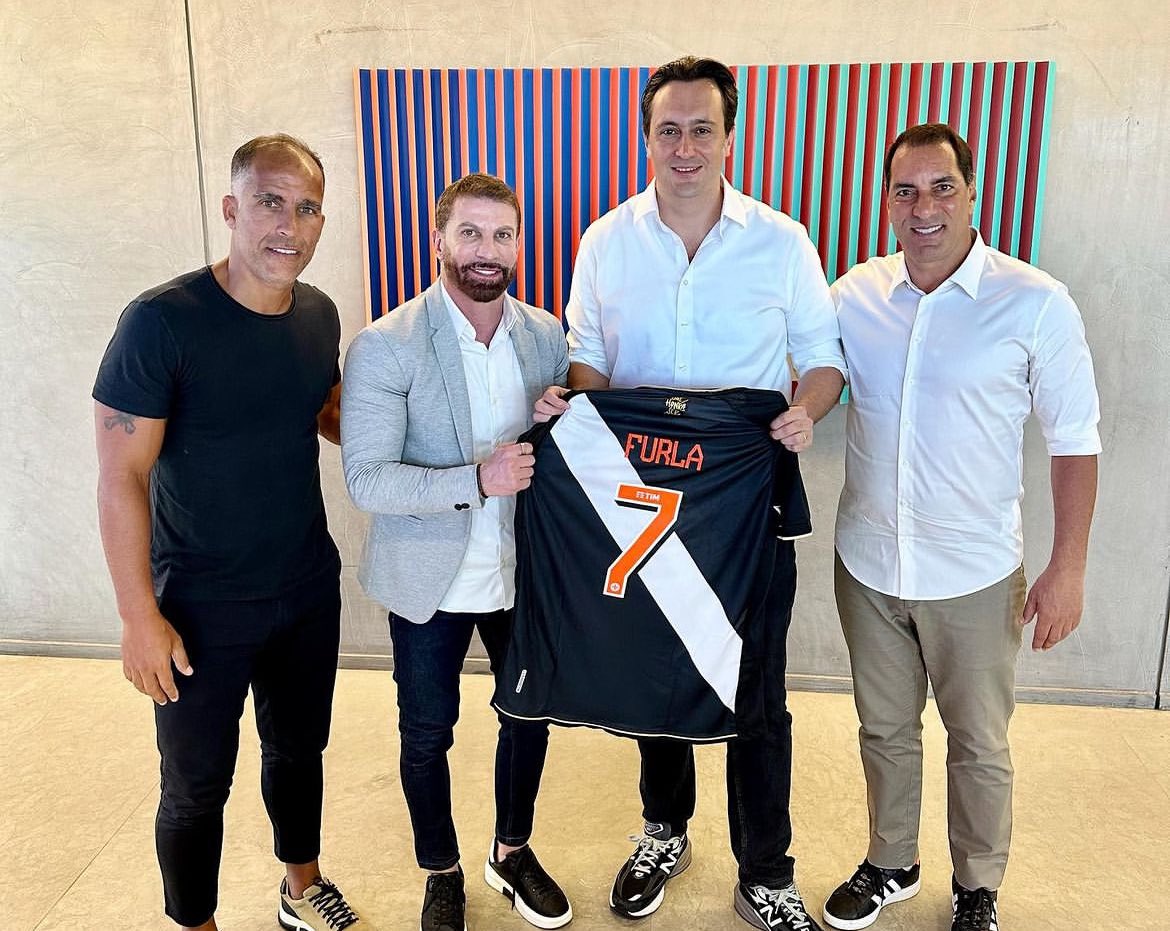 Pedrinho, Felipe e Edmundo se reuniram com Rafael Furlanetti, vascaíno e sócio da XP Investimentos