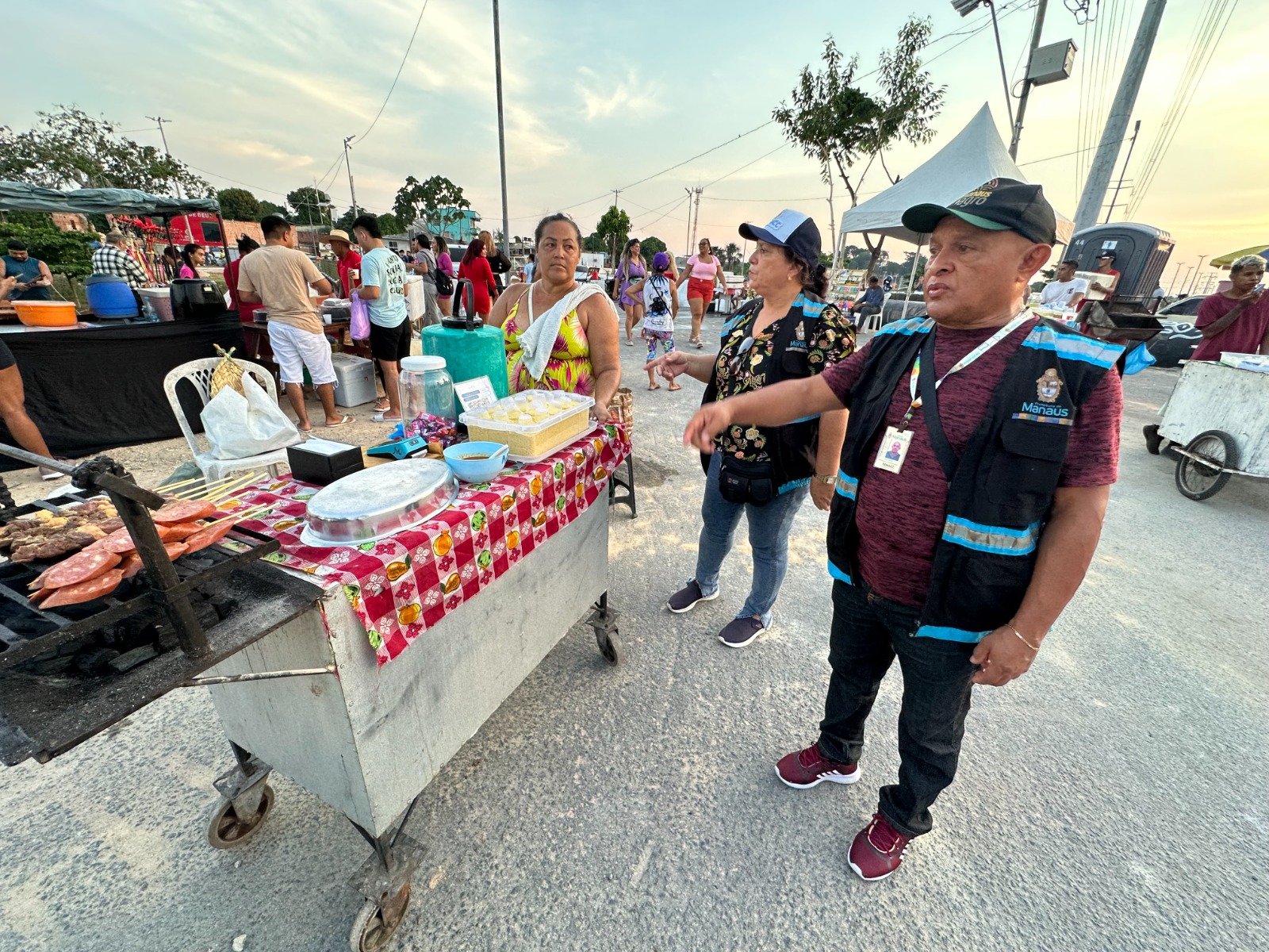 Mais de mil vendedores informais foram reordenados durante inauguração do parque Amazonino Mendes / Foto : Divulgação
