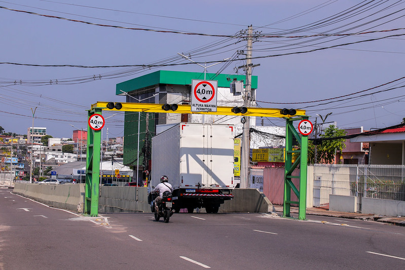 Prefeitura implanta sensor para evitar acidentes na passagem subterrânea na avenida João Valério / Foto - João Viana / Semcom