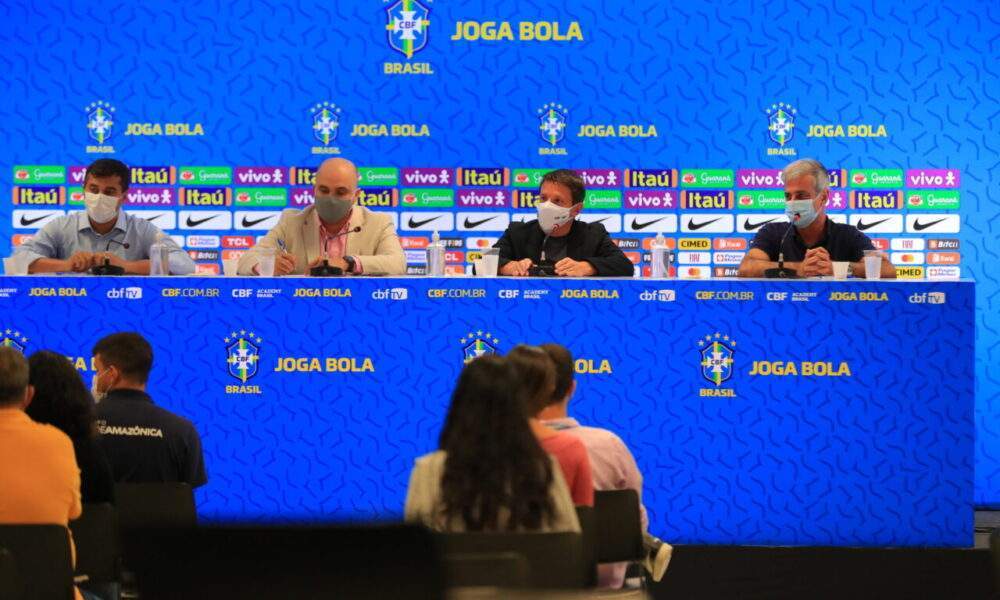Governador Wilson Lima e representantes da CBF vistoriam a Arena da Amazônia para o jogo entre Brasil e Uruguai