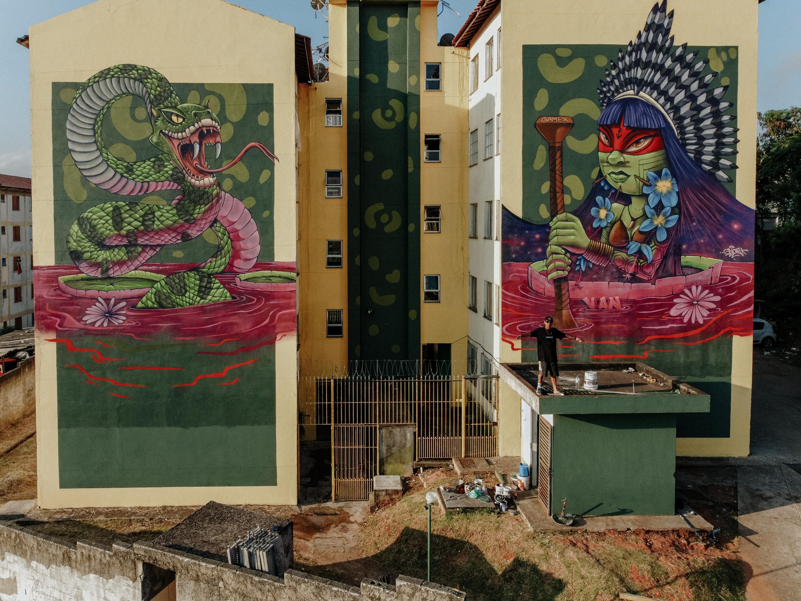 Artistas manauaras realizam grandes murais em prédios em São Paulo celebrando a cultura ancestral! / Foto : Divulgação