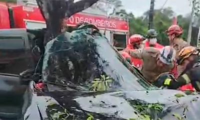 Acidente grave na Avenida do Futuro deixa casal ferido em Manaus. Veja vídeo do resgate!
