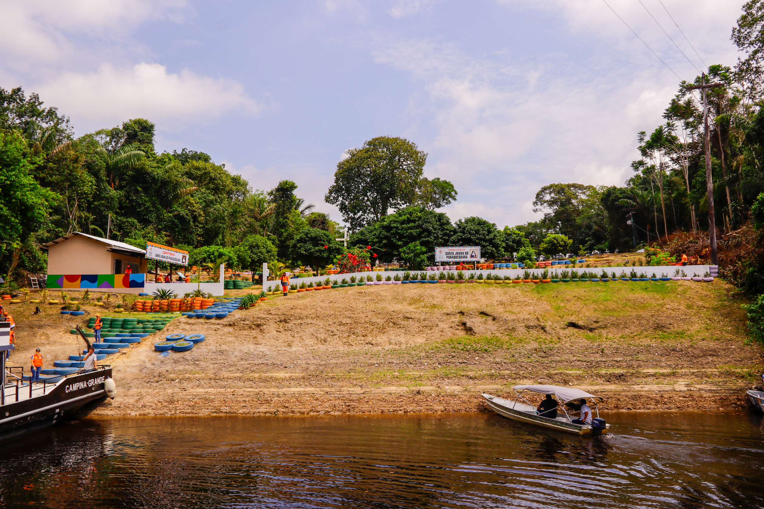 Você sabia que dez cemitérios públicos urbanos e rurais de Manaus foram totalmente reformados pela prefeitura? Confira! / Foto – Arquivo / Semcom