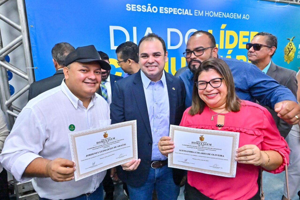 Pres. Roberto Cidade preside Sessão Especial alusiva ao Dia do Líder Comunitário e reúne mil representantes da classe : Foto - Rodrigo Brelaz