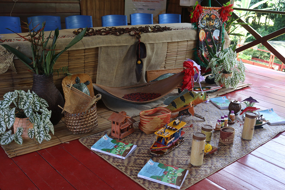 Jovens indígenas defendem legado de seus antepassados e proteção da floresta amazônica / Foto : Divulgação FAS