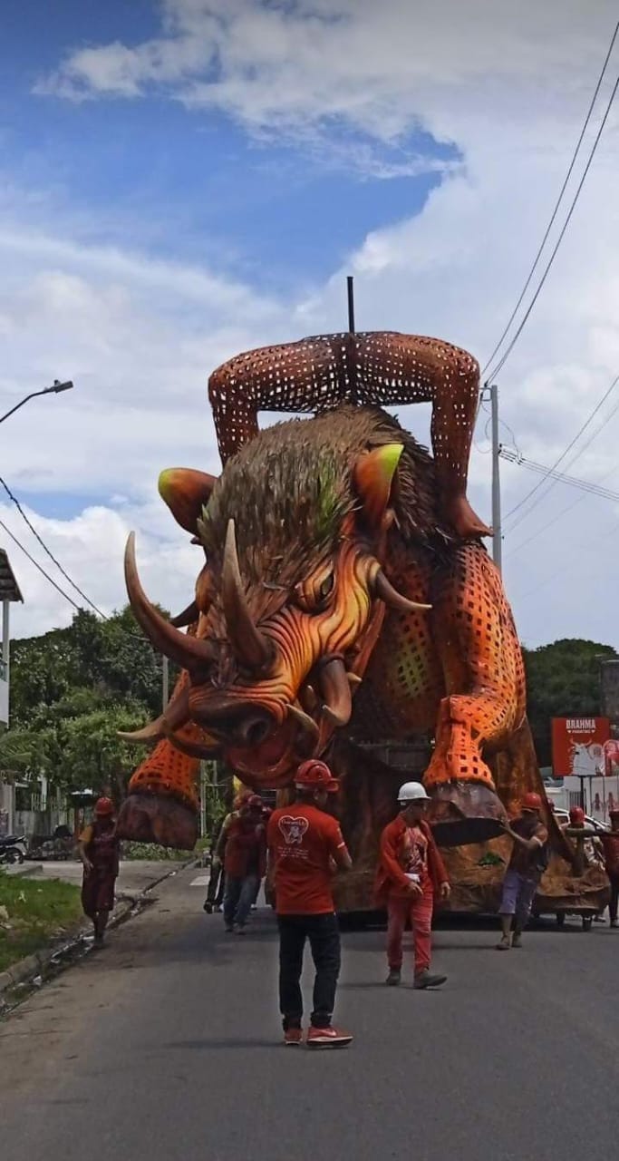 Primeiros módulos alegóricos do Boi Garantido partem para área de Concentração do Bumbódromo / Foto : Divulgação