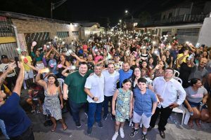 Roberto Cidade, em pré-campanha, cumpre maratona de reuniões para apresentar compromissos para Manaus! / Foto : Divulgação