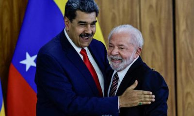 Presidente Luiz Inácio Lula da Silva ao lado do presidente da Venezuela, Nicolás Maduro, em Brasília 29/05/2023 REUTERS/Ueslei Marcelino