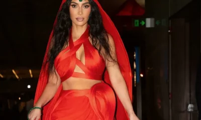 Saiba quanto foi a bagatela que Kim Kardashian recebeu pra ir no casamento do filho do homem mais rico da Índia!