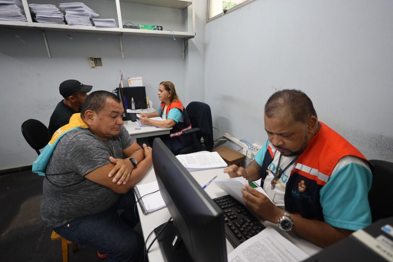 Processo Seletivo Simplificado da Prefeitura de Manaus para  contratação de serventes e pedreiros da Seminf  / Foto : Divulgação