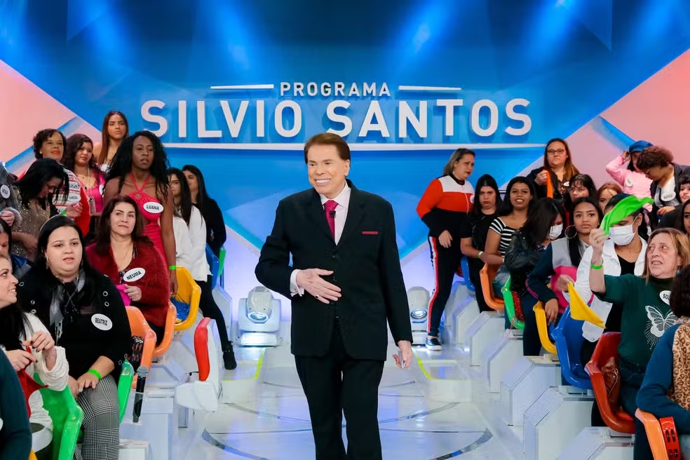 Brasil de Luto: Silvio Santos, o maior comunicador do Brasil, falece aos 93 anos!