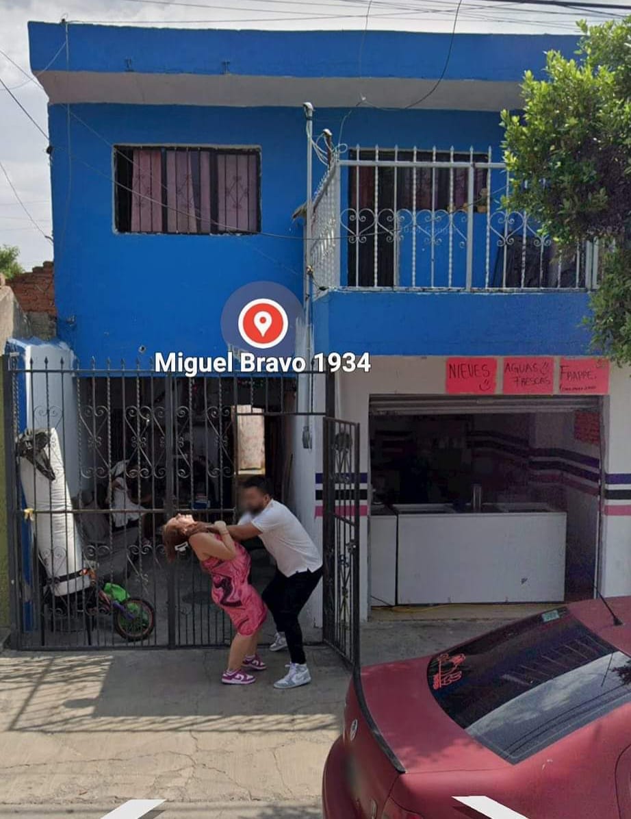 Veículo do Google Maps capturou uma briga entre um homem e uma mulher nas ruas de Guadalajara, Jalisco. / Foto : Divulgação