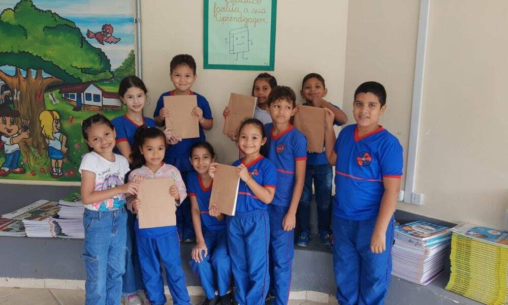 Prefeitura realiza campanha para conservação de livros didáticos na zona rural / Fotos - Divulgação/ Semed