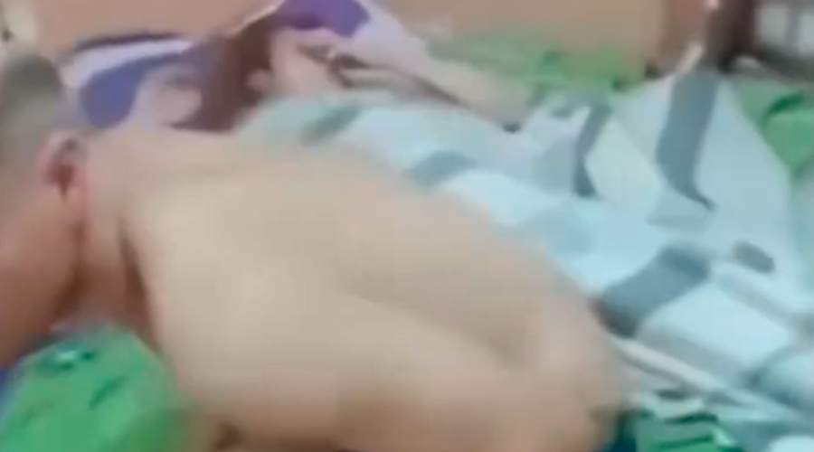 Mulher flagra melhor amiga com seu marido após 10 anos de amizade e expõe nas redes!