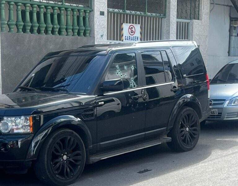 Tiroteio em Manaus: Líder de facção escapa de ataque a tiros em carro blindado!