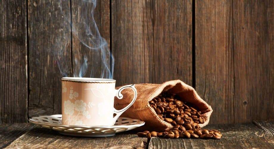 Após "Tarifaço de Trump", preço do Café dispara nos Estados Unidos e caem no Brasil!