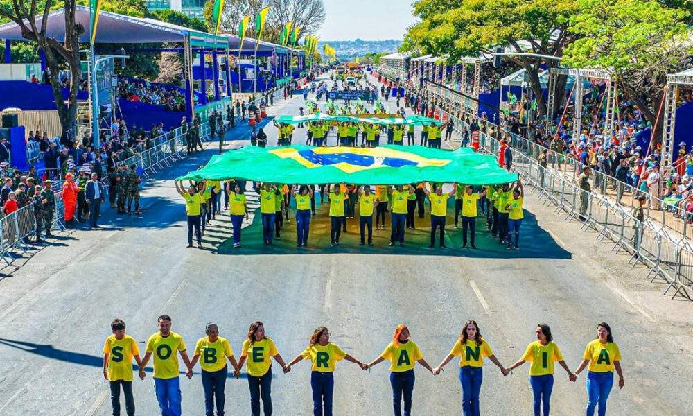 SOBERANIA Desfile de 7 de Setembro realça soberania do Brasil nos 203 anos da independência / Foto : Divulgação