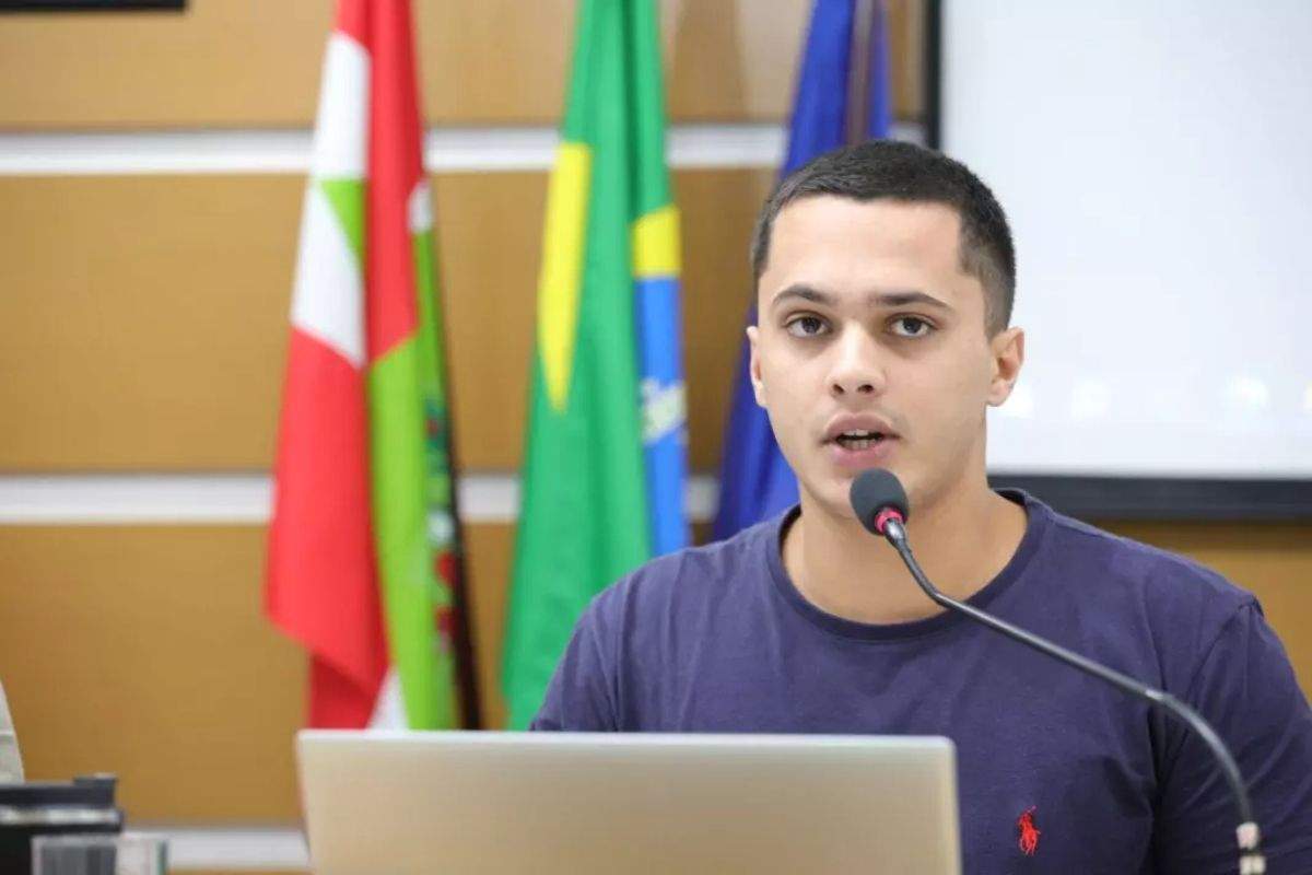 Vereador xenofóbico de Joinvile que chamou Pará de "lixo" acaba punido pelo partido União Brasil! / Foto : Foto: Divulgação União Brasil