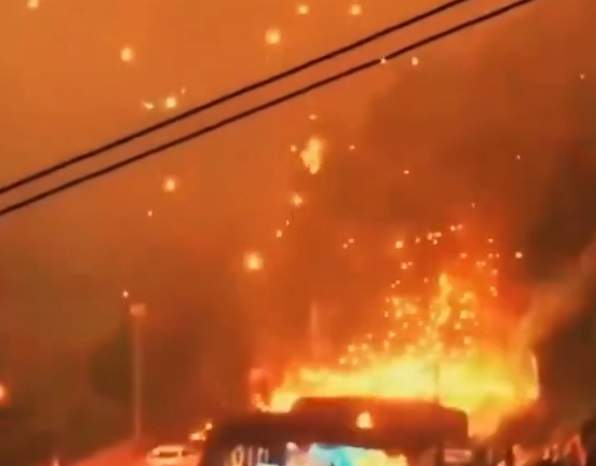 Show de Drones Pirotécnicos acaba em terror após drones perderem o controle! Confira