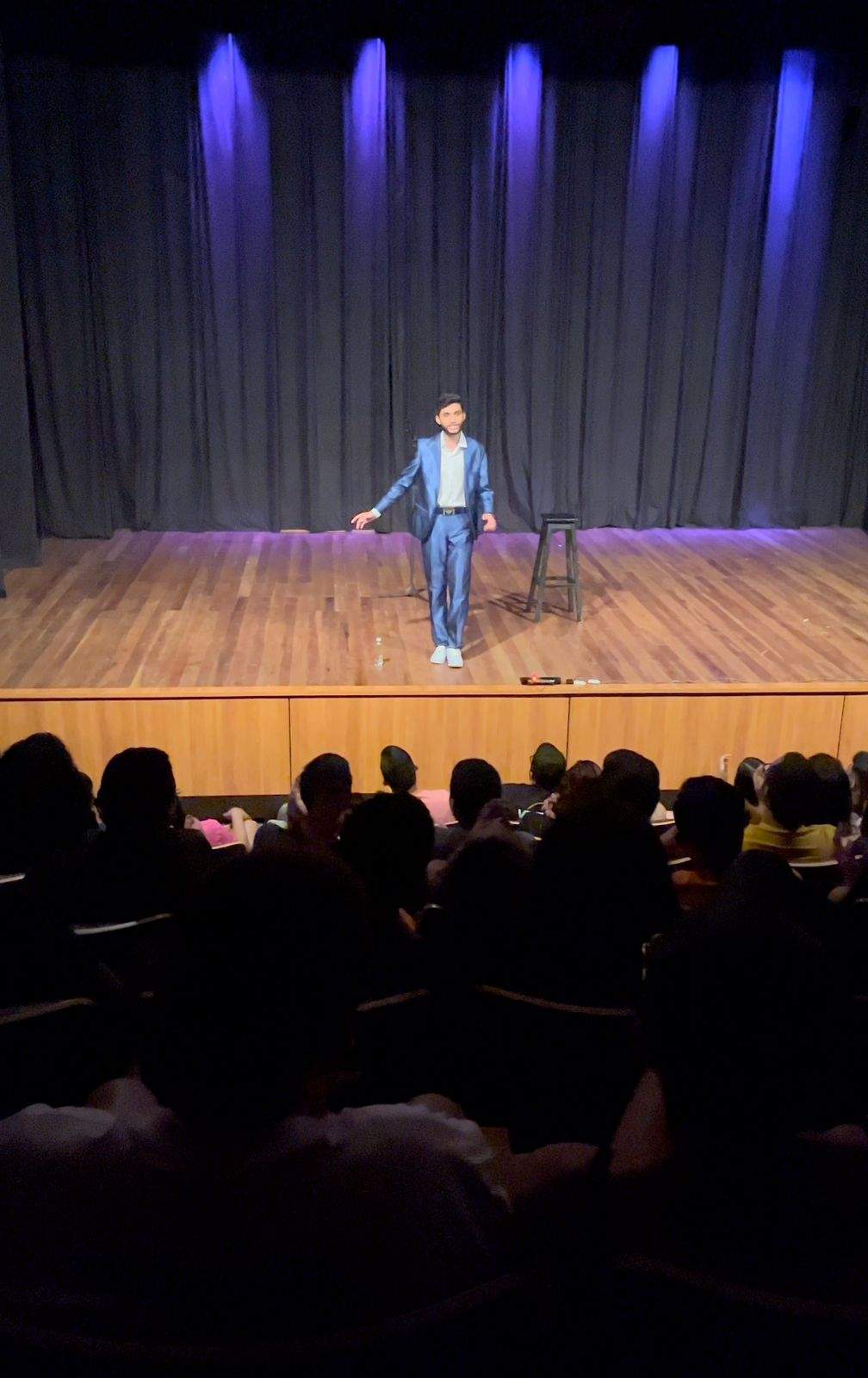 Humorista amazonense Leandro Leitte estreia show solo em São Paulo com “Hétero Afeminado” / Foto : Divulgação