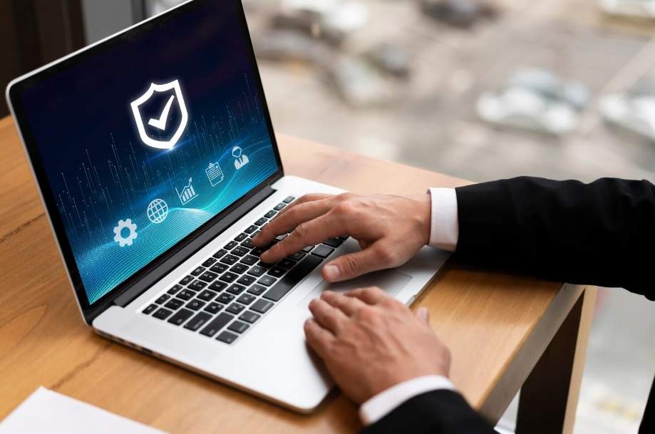 Falhas de segurança digital continuam entre os principais riscos para usuários e empresas / Foto : Divulgação