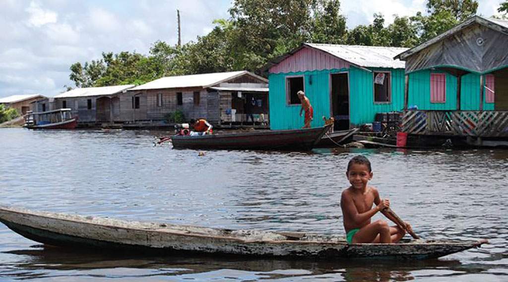 a vida simples e fascinante das comunidades ribeirinhas na amazônia (1)