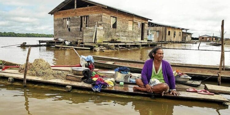 como vivem as comunidades ribeirinhas do amazonas cultura e rotina