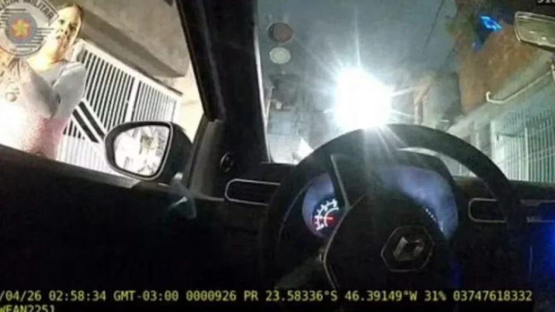 abordagem termina em morte vídeo mostra momento em que mulher é baleada por policial