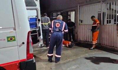 coletor de lixo fica ferido após ter perna prensada por caminhão na ponta negra, em manaus