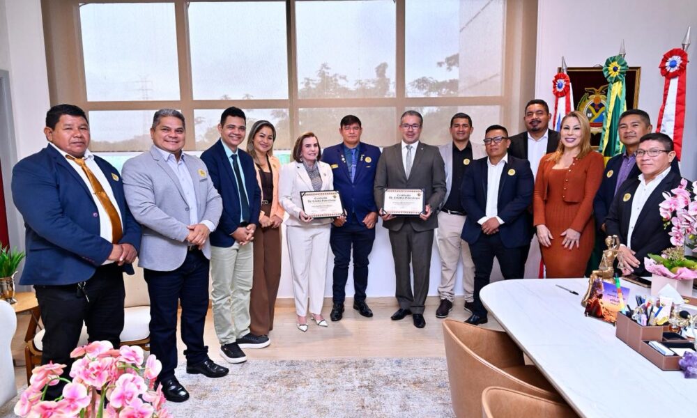 conselheiros do tce am recebem título de cidadãos de são gabriel da cachoeira