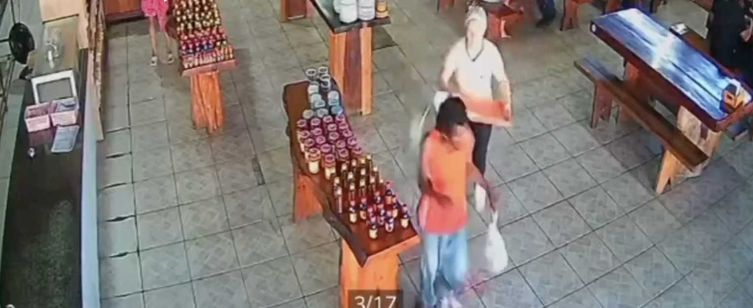 funcionária reage após sofrer importunação sexual durante expediente no interior do am; veja vídeo