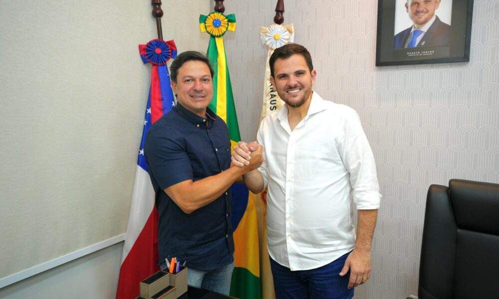 prefeito e novo secretário da seminf