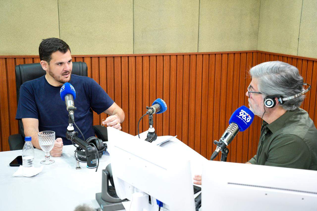 prefeito renato junior destaca infraestrutura, habitação e diálogo com a população durante entrevista e anuncia novos secretários da semad e casa civil 2 (1)