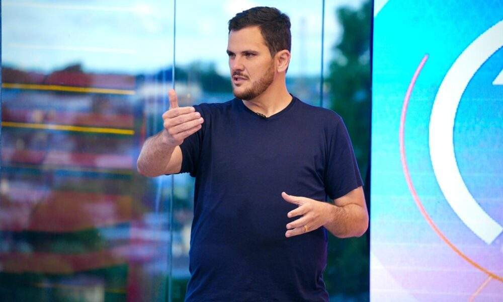 prefeito renato junior reforça compromisso com gestão próxima, eficiente e voltada para resultados durante entrevistas 4