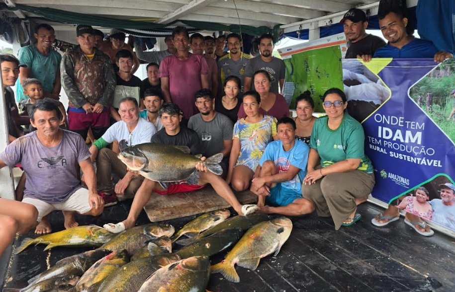 com apoio do idam, pescadores de tefé retomam pesca do tambaqui após período de defeso