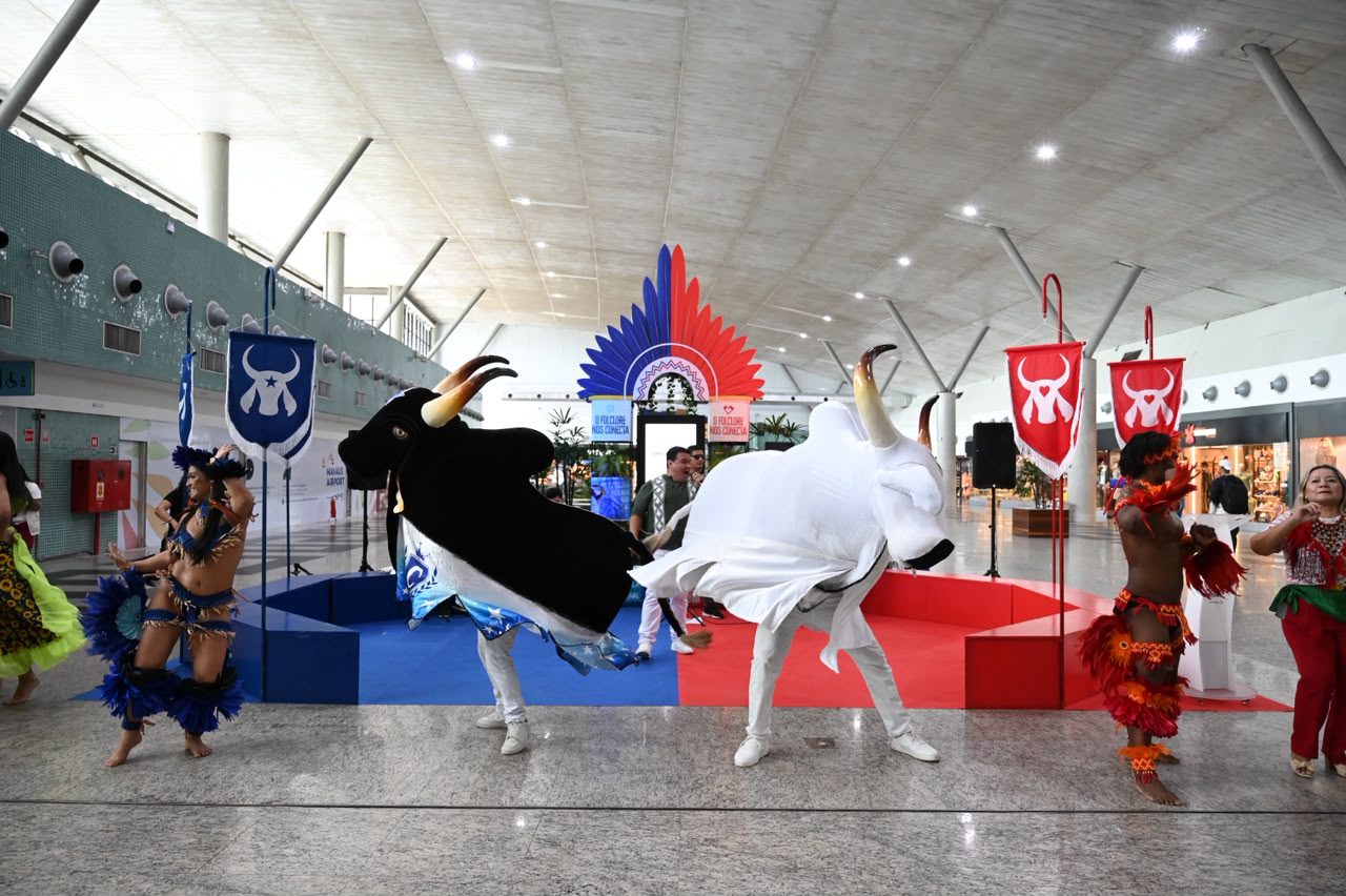 amazonastur apresenta receptivo especial no aeroporto de manaus para receber turistas do festival de parintins 2026 (4)