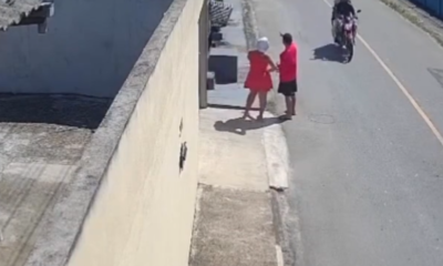 criminoso usa pedido de água como distração e rouba celular de moradora em manaus; veja vídeo