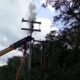 descarga elétrica em rede de alta tensão deixa trabalhador em estado gravíssimo no am