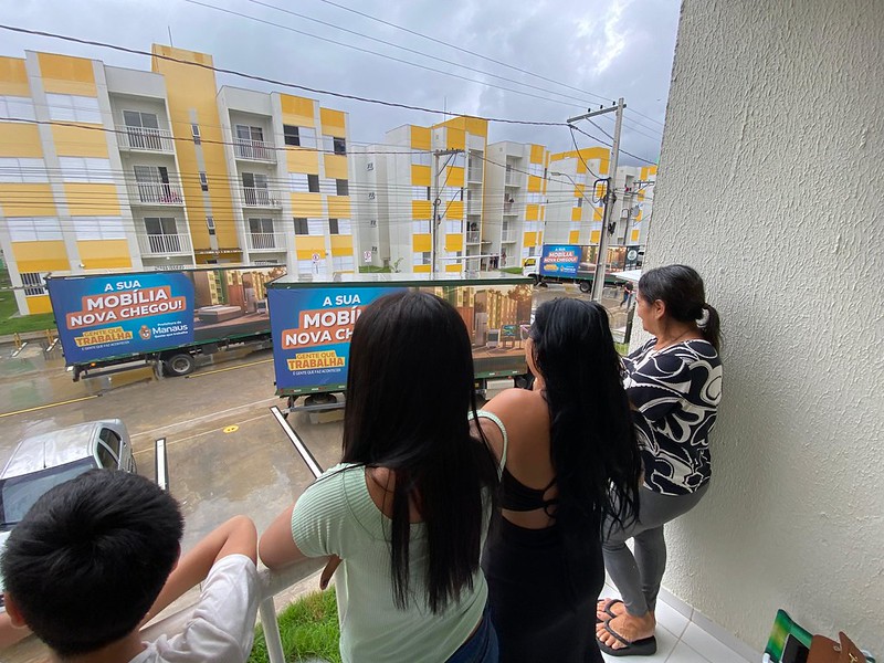 prefeitura de manaus garante mais dignidade às 192 famílias do morar melhor 14 com entrega de mobílias 3