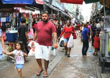 intenção de consumo das famílias cresce no amazonas pelo segundo mês seguido, aponta cnc